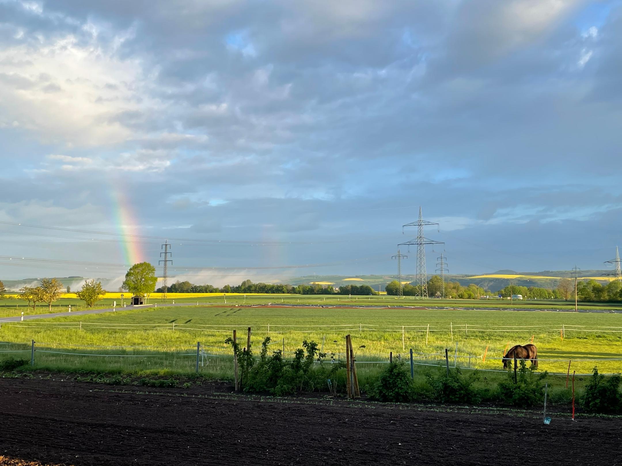 Natur und Regenbogen